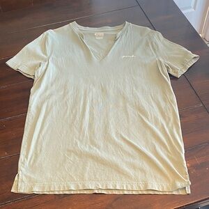 PINK Victoria's Secret Earthy Green Tee